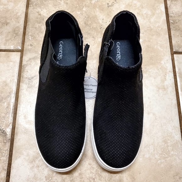 Black suede sneaker shoes new - Picture 2 of 9